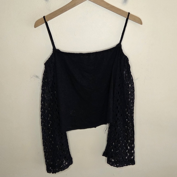 La Banga | Black Cold Shoulder Burnout Top Crochet Arms Whimsigoth Size Large - Picture 6 of 7